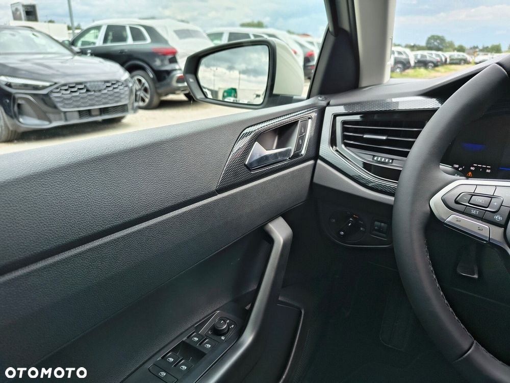 Volkswagen Polo - 17