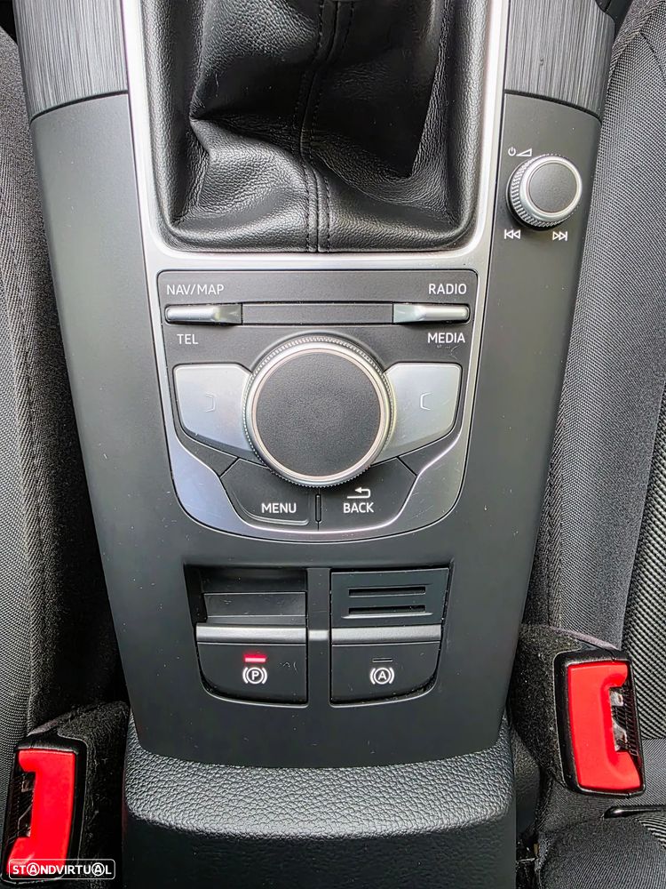 Audi A3 Sportback 2.0 TDI Design - 45