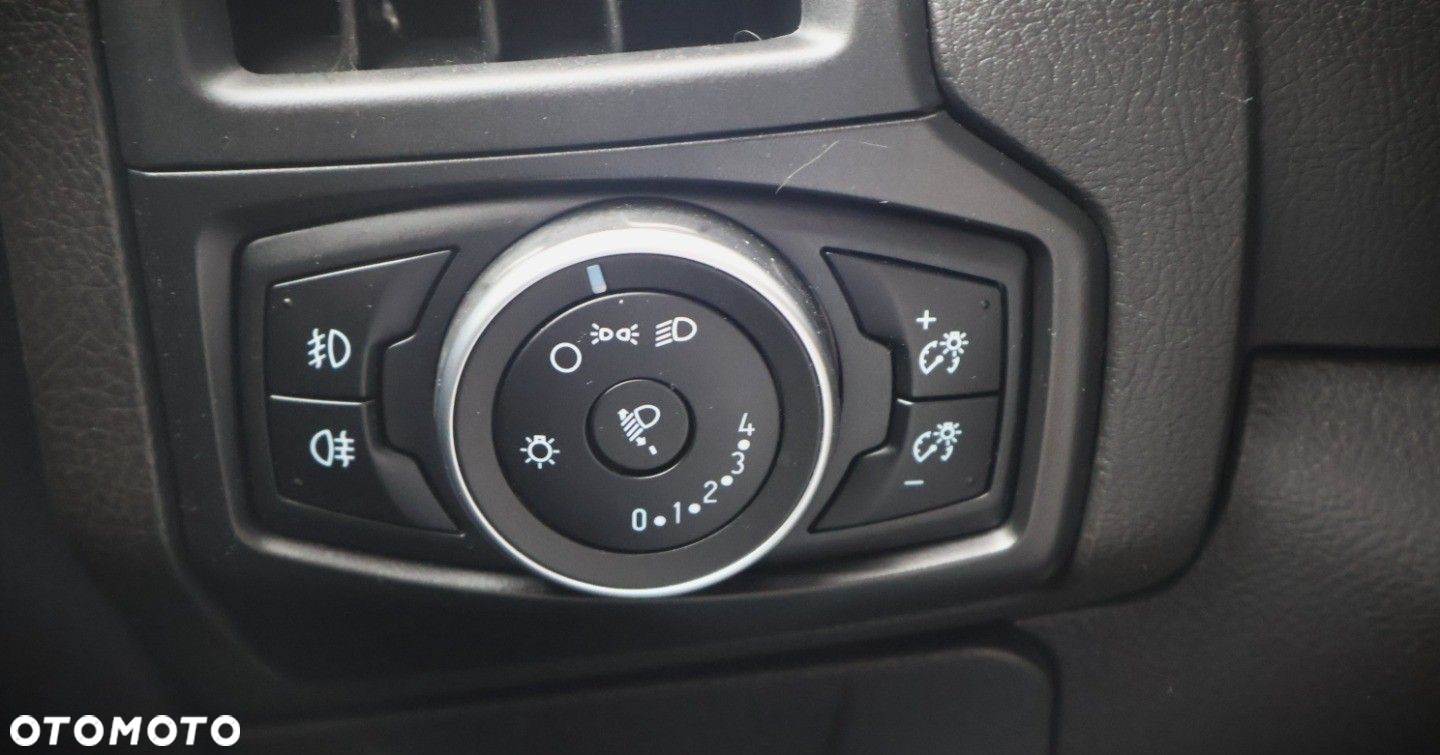 Ford Focus - 23