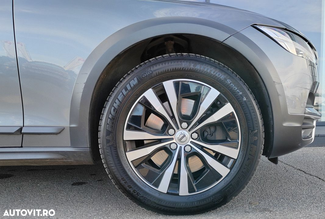 Volvo V90 Cross Country D4 AWD Geartronic - 29