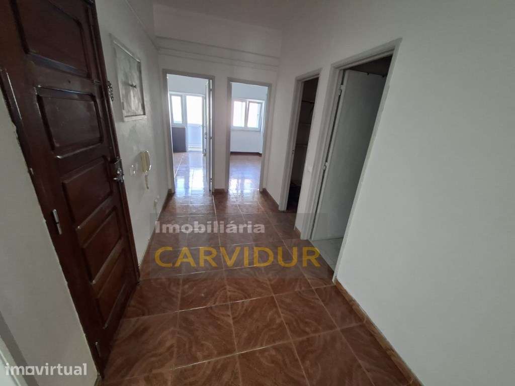 Baixa da Banheira T2 com Terraço de 38 m² e Churrasqueira | Excelen... - Grande imagem: 3/27