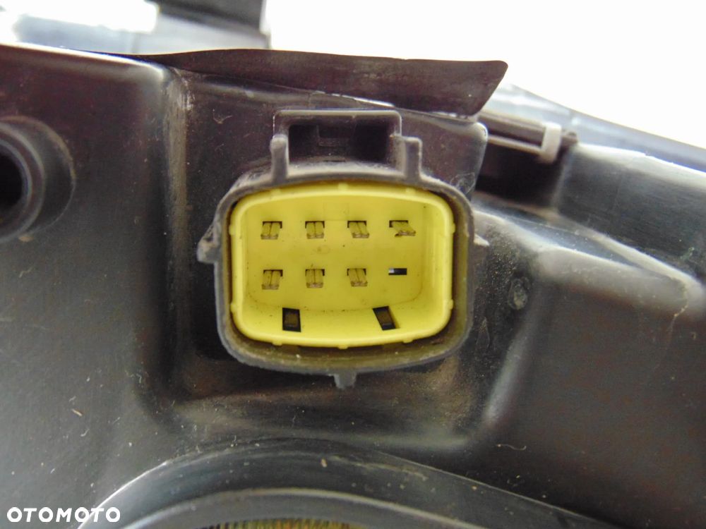 Oryginalna lampa przednia przód prawa Chrysler Voyager 4 IV FL 04-07r - 13