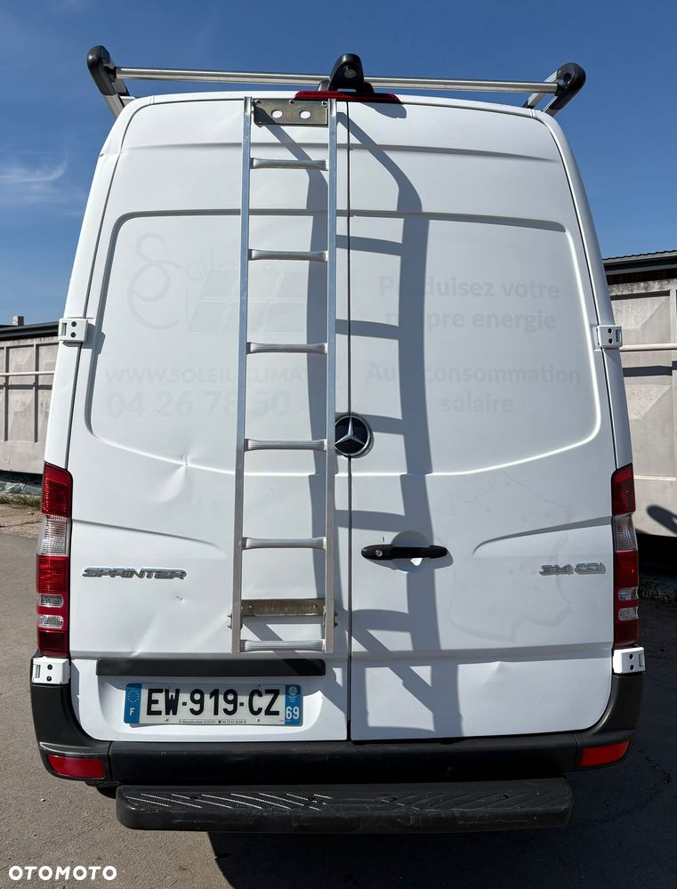 Mercedes-Benz Sprinter - 21