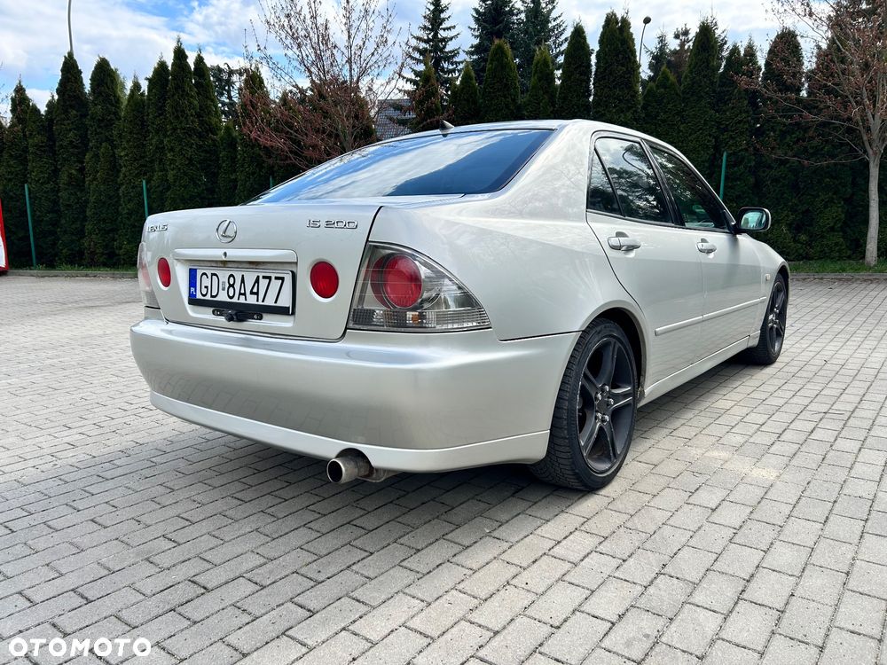 Lexus IS 200 Classic - 4
