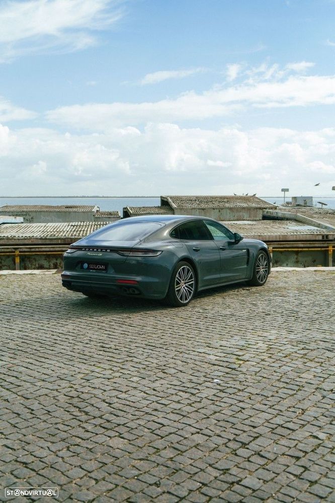 Porsche Panamera 4 E-Hybrid Executive - 8