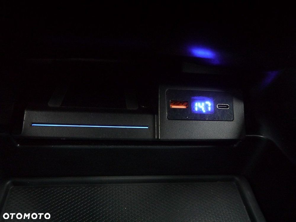 Mercedes-Benz GLC - 40