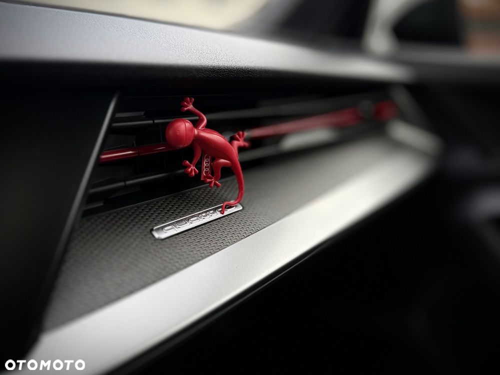 Audi RS3 Sportback - 16
