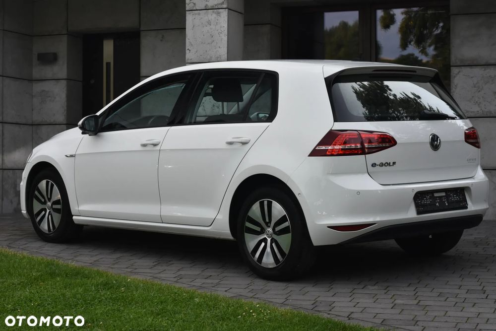 Volkswagen Golf - 13