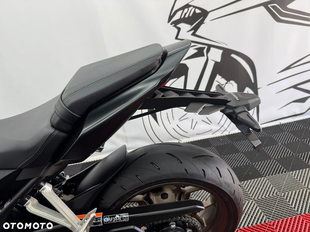 Honda CB - 18