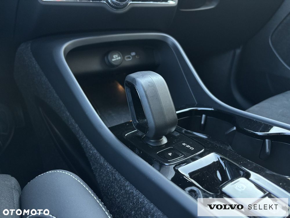 Volvo XC 40 - 21