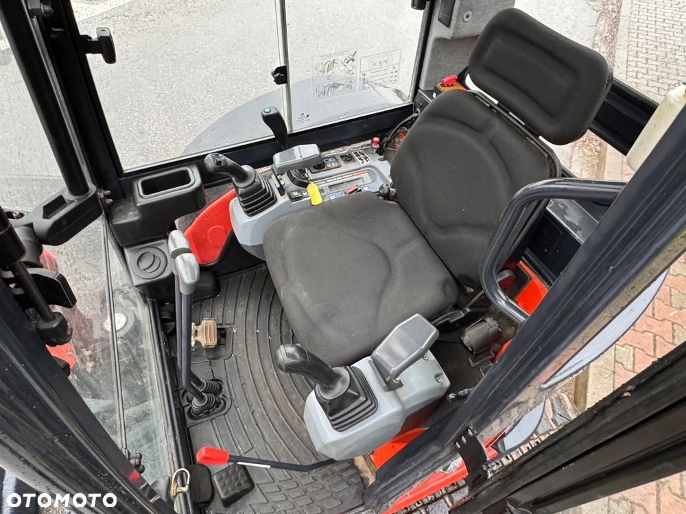 Kubota * Sprowadzona * Minikoparka * Kubota U 35-3&3 * 3.5 Ton * - 11