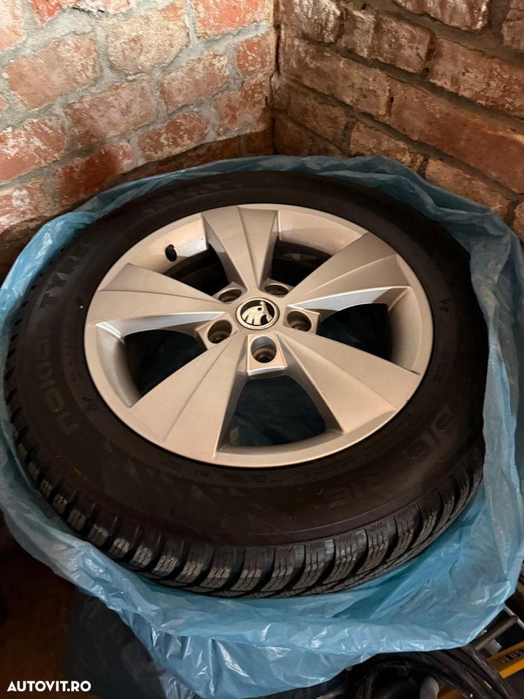 Skoda Octavia 2.0 TDI DSG Ambition - 25