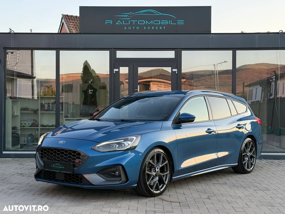 Ford Focus 2.0 EcoBlue S&S ST - 4