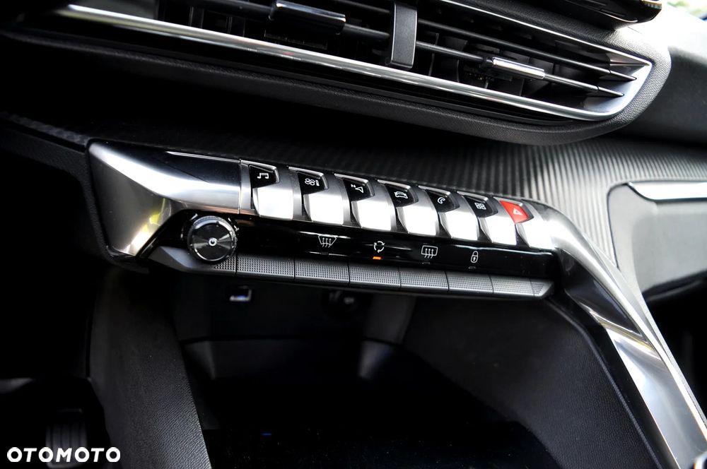 Peugeot 3008 BlueHDi 130 Stop & Start Allure Business-Paket - 36