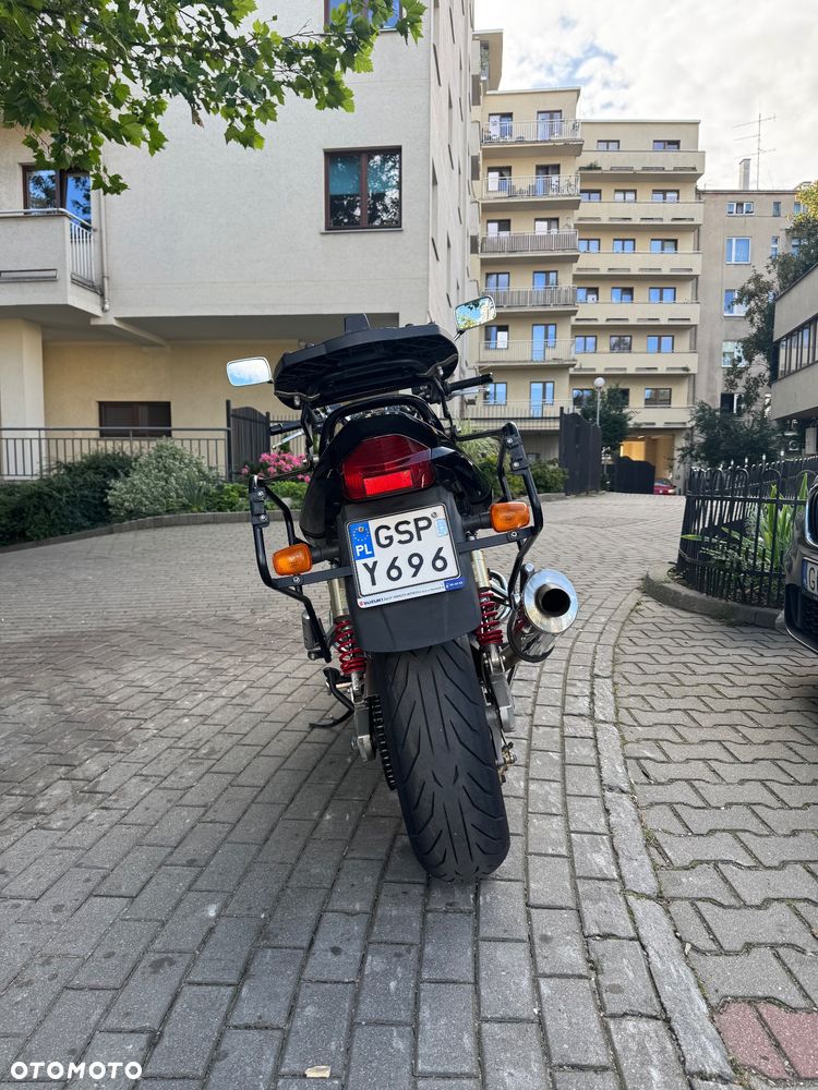 Suzuki GSX - 7