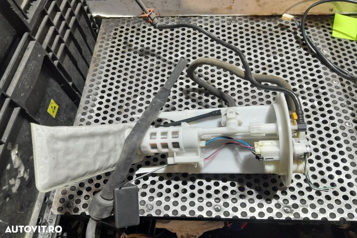 Pompa benzina in rezervor 77704-0D070 77704-0D070 Toyota Yaris XP130 - 1