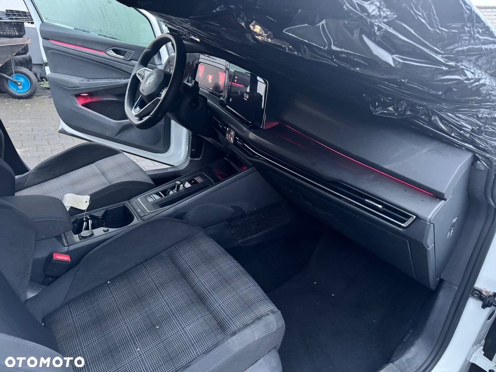 Volkswagen Golf 1.4 GTE Plug-In-Hybrid DSG - 21