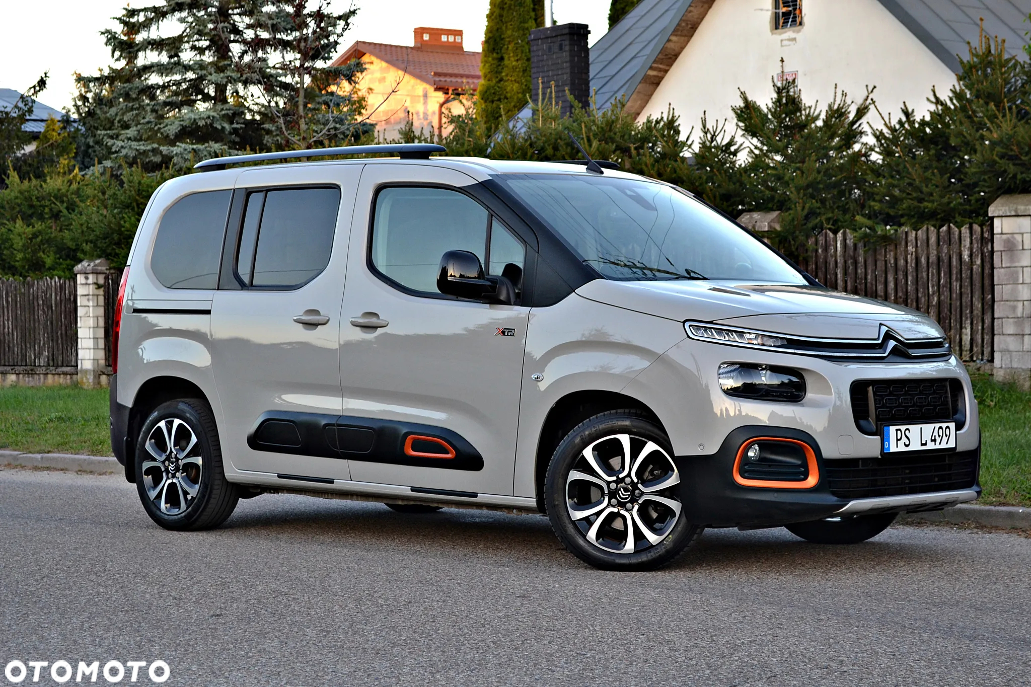 Citroën Berlingo M BlueHDi 130 SHINE - 19