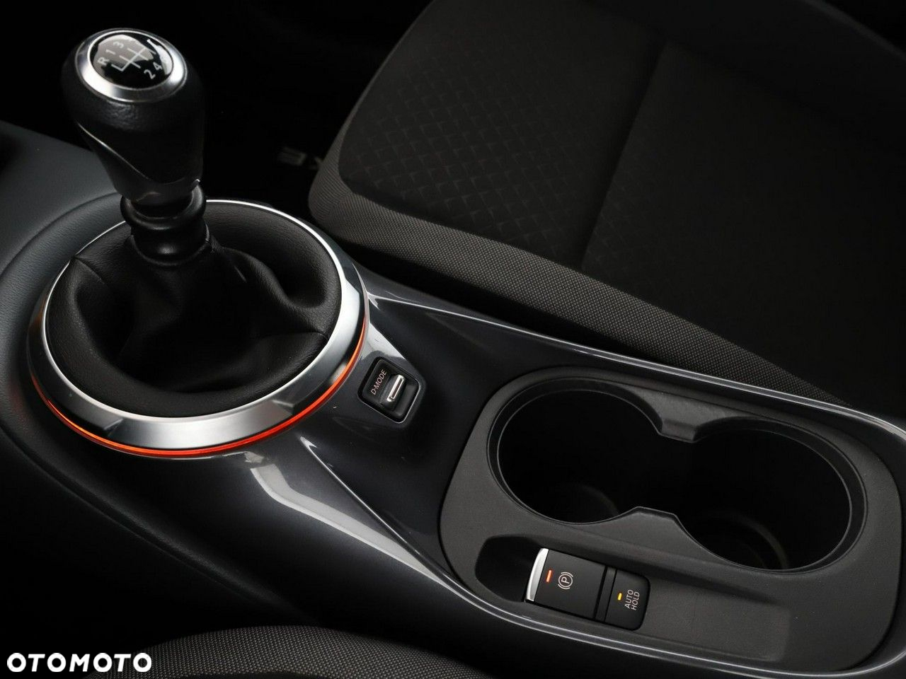 Nissan Juke 1.0 DIG-T Visia - 28