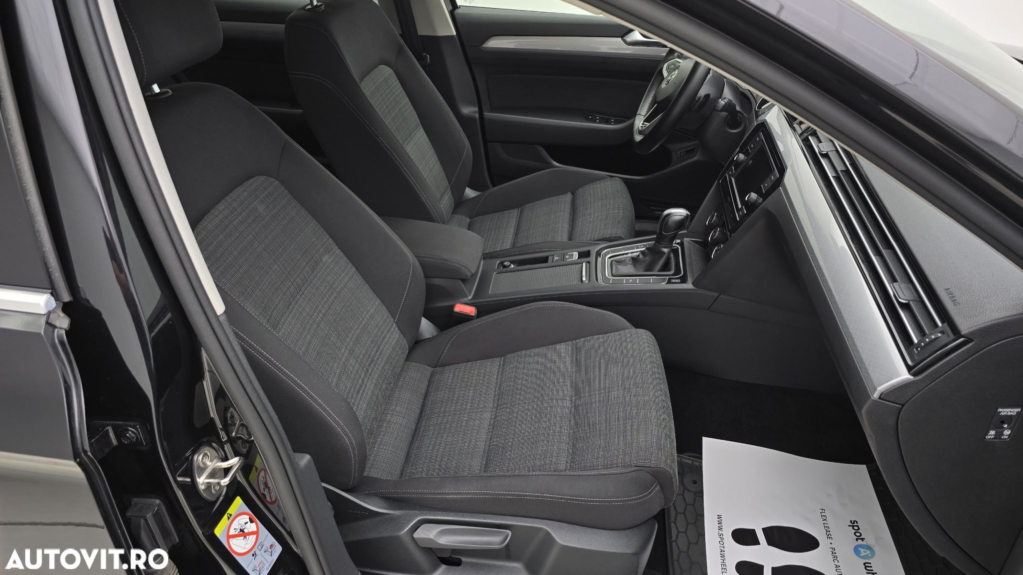 Volkswagen Passat 2.0 TDI DSG Comfortline - 19