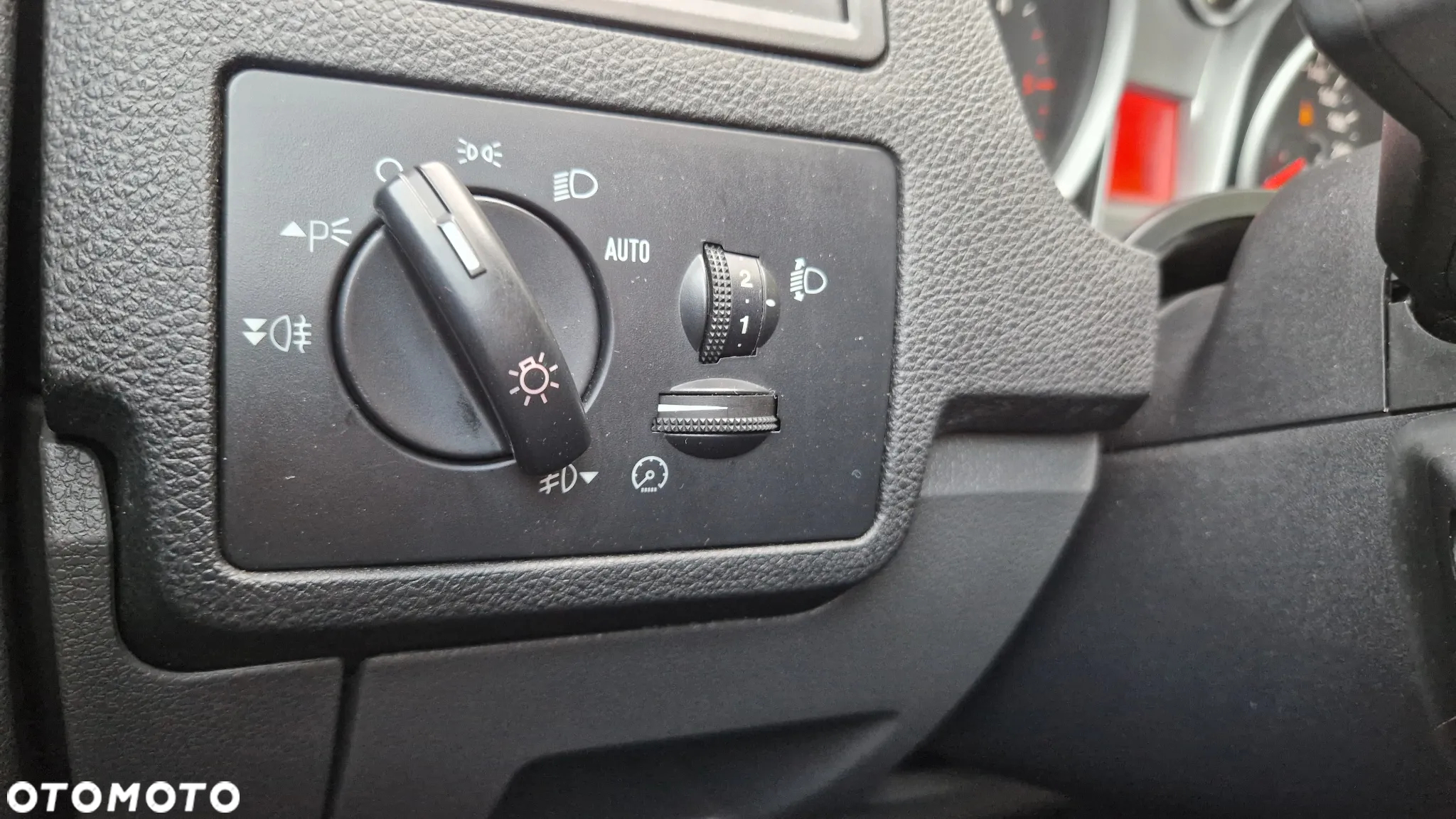 Ford Kuga 2.0 TDCi 4x4 Titanium - 16