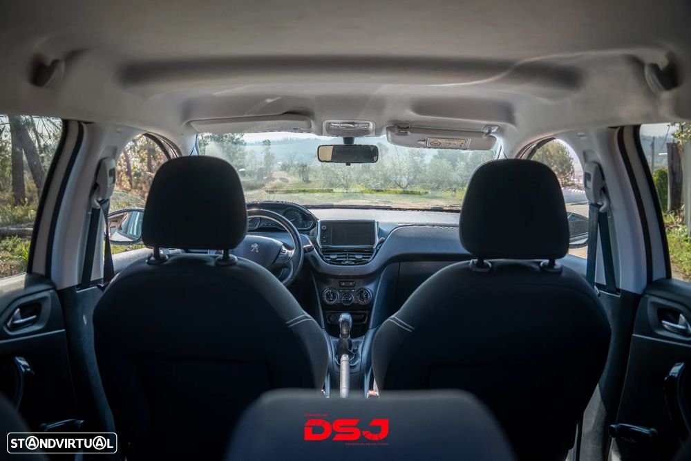 Peugeot 208 PureTech 82 Style - 14