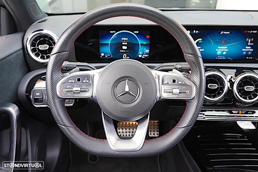 Mercedes-Benz A 250 Limousine e AMG Line - 30