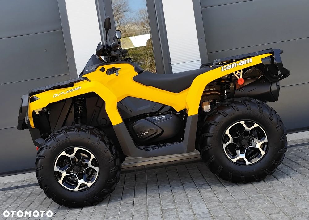 Can-Am Outlander - 6