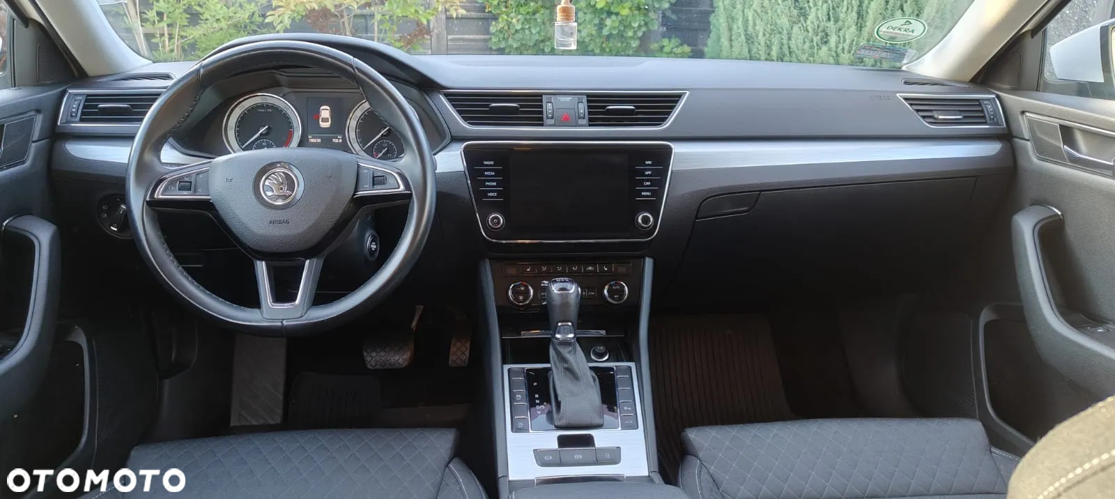 Skoda Superb 2.0 TDI Ambition DSG - 23