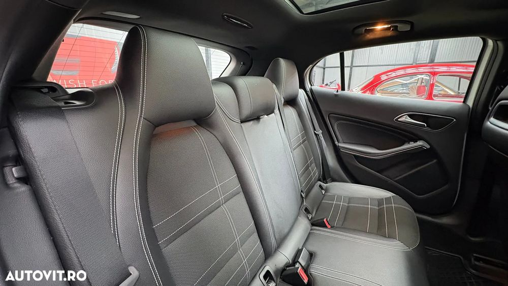 Mercedes-Benz GLA 200 d 4MATIC Aut. - 31