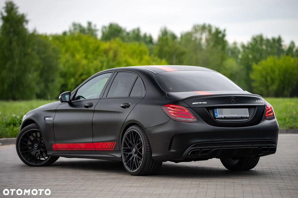 Mercedes-Benz Klasa C AMG 63 S - 25
