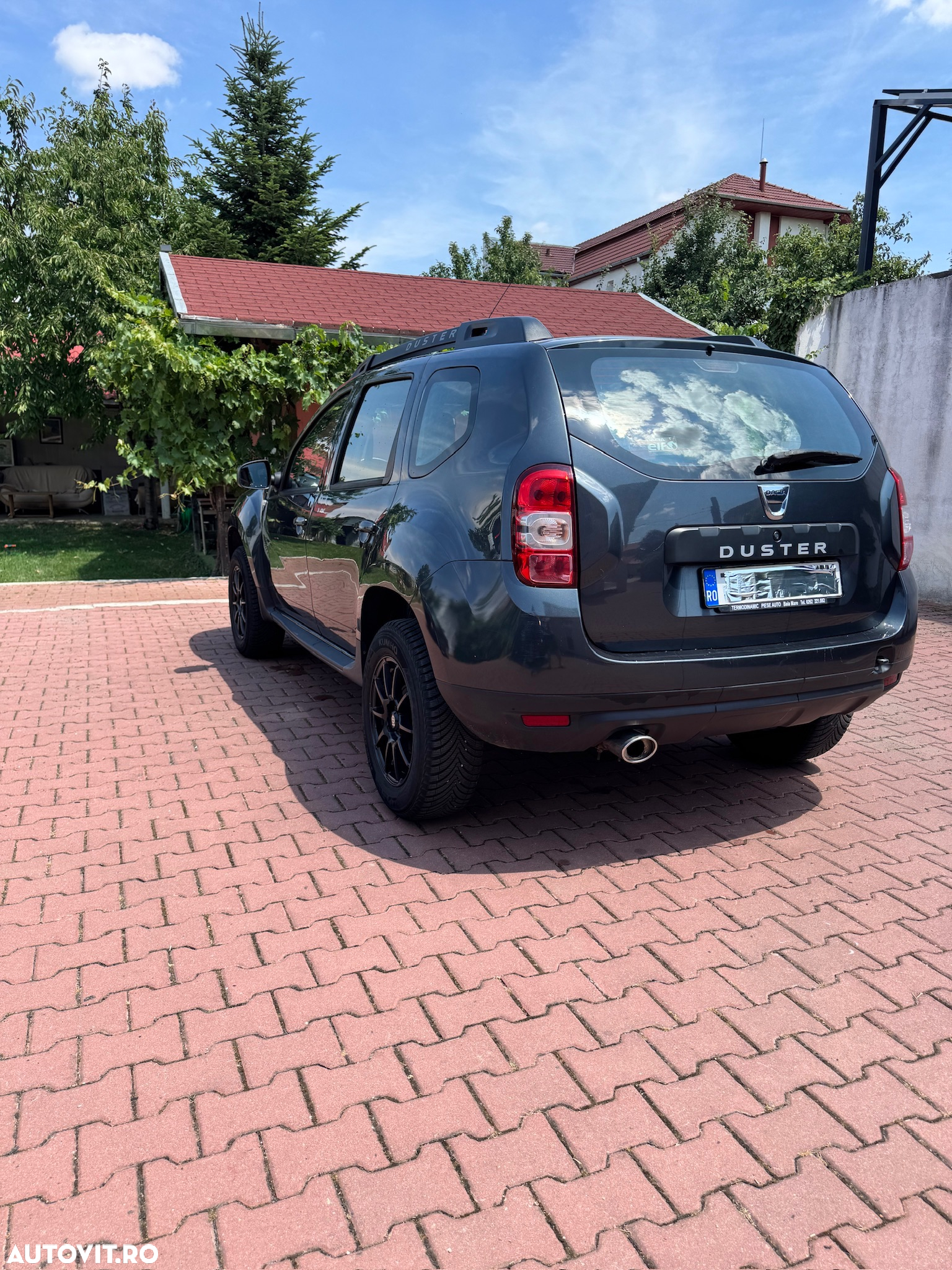 Dacia Duster 1.6 4x2 Laureate - 7