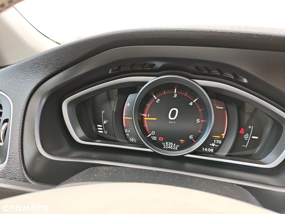 Volvo V40 D3 Inscription - 26