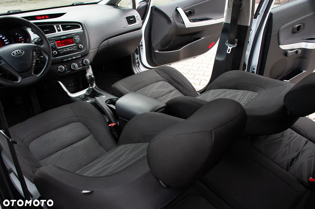 Kia Ceed 1.4 CVVT Vision - 27