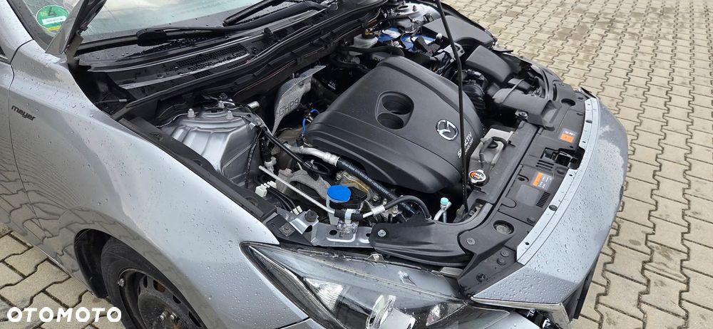 Mazda 3 2.0 Skyenergy EU6 - 11