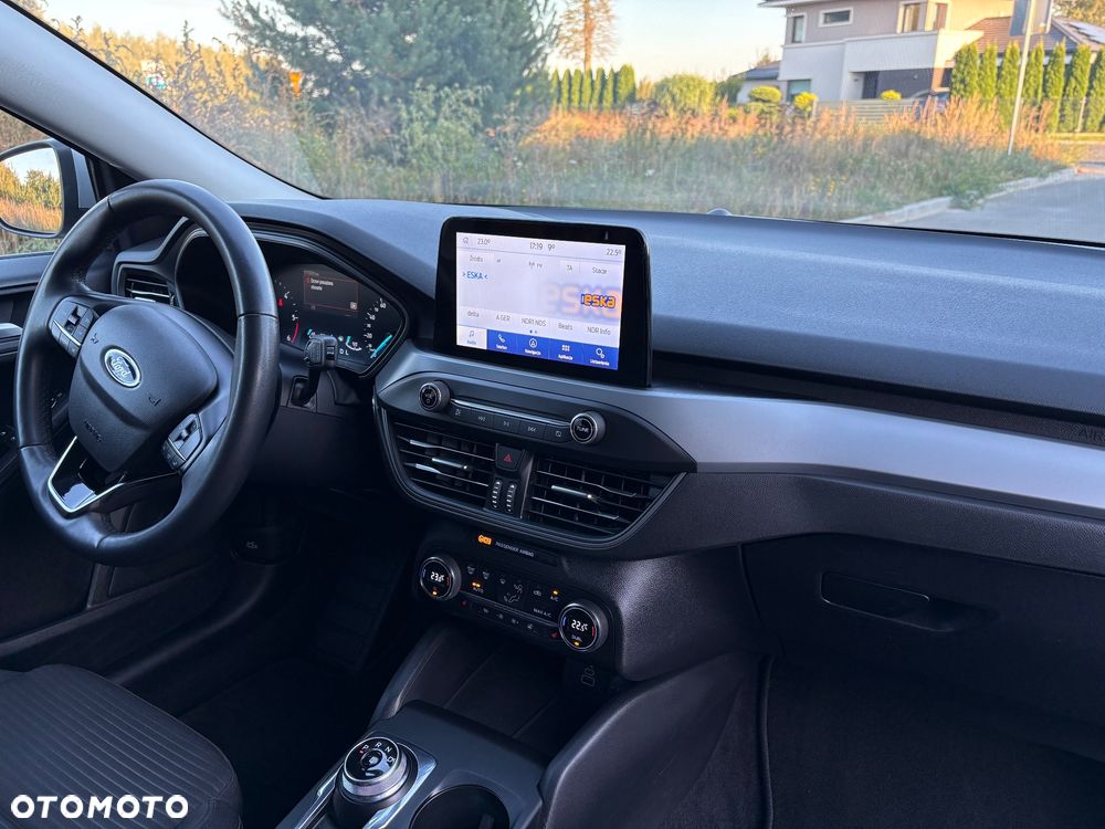 Ford Focus 1.5 EcoBlue Start-Stopp-System TITANIUM STYLE - 12