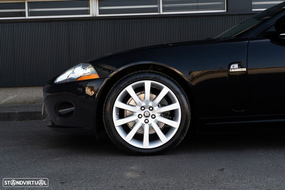 Jaguar XK XK8 4.2 Covertible Classic - 43