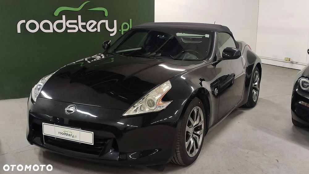 Nissan 370 Z - 6