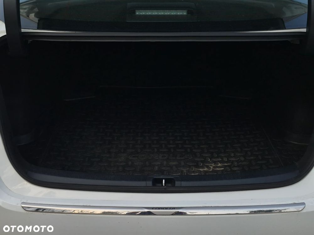 Toyota Corolla 1.5 Comfort - 24
