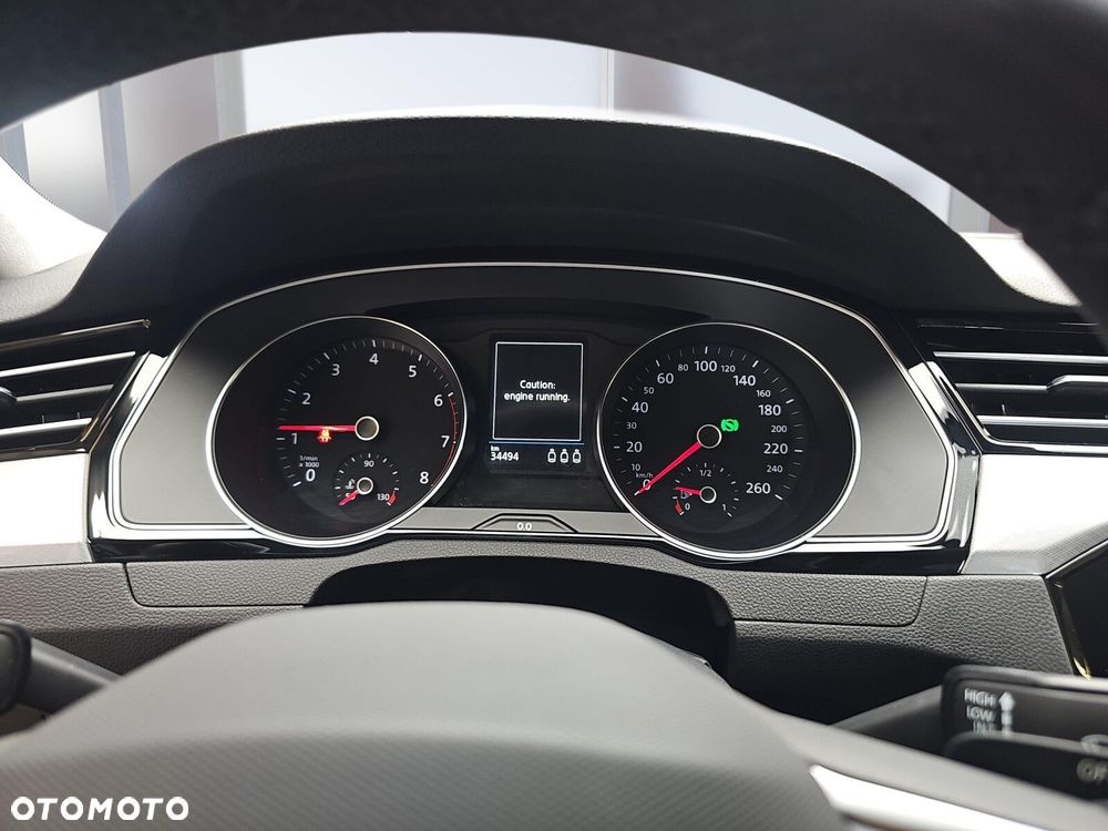 Volkswagen Passat Variant 1.5 TSI EVO Business DSG - 16