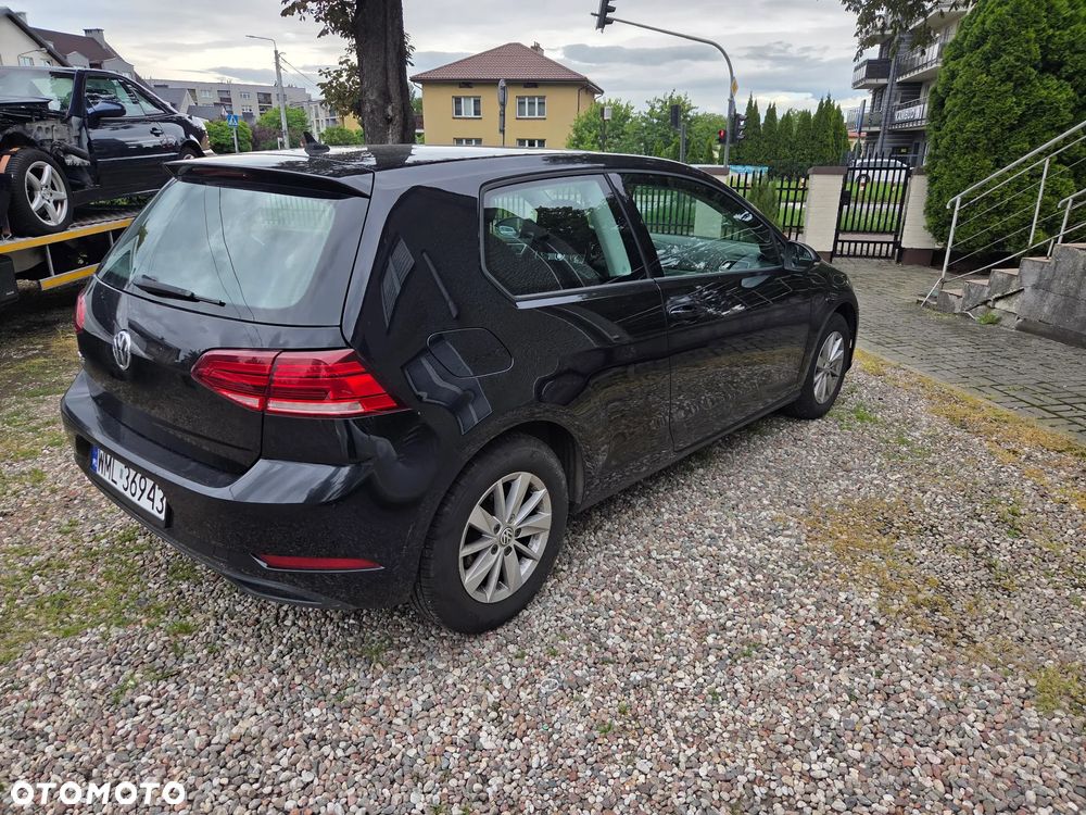 Volkswagen Golf 1.0 TSI BMT Comfortline - 5