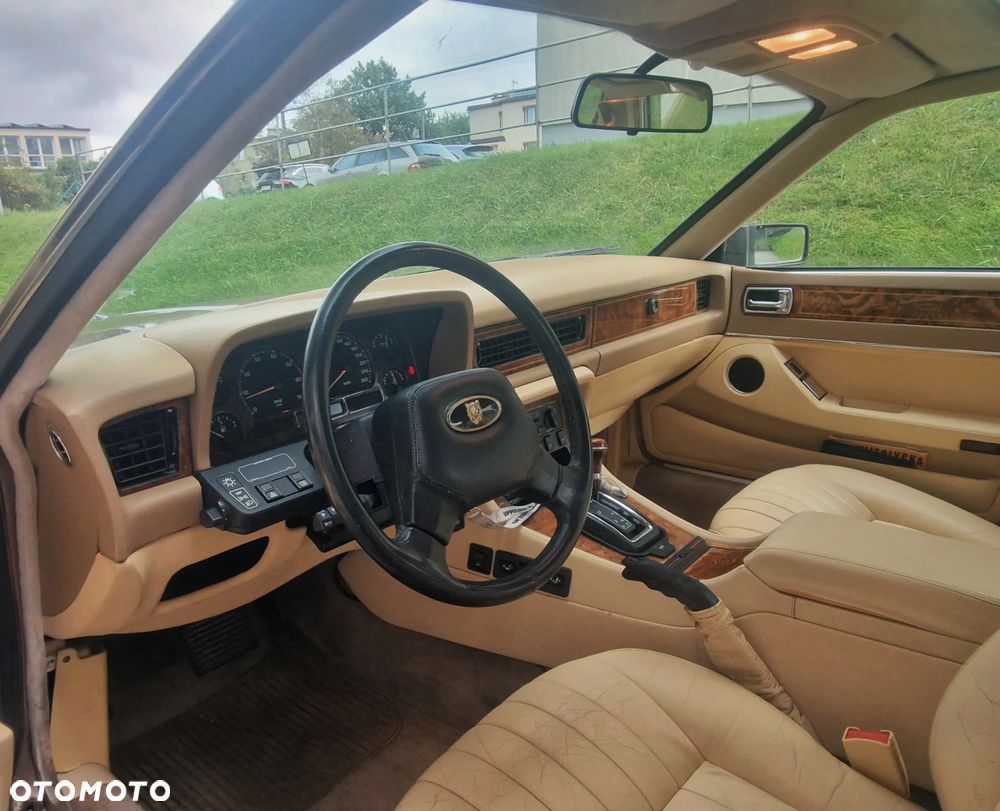 Jaguar XJ Sovereign 4.0i - 25