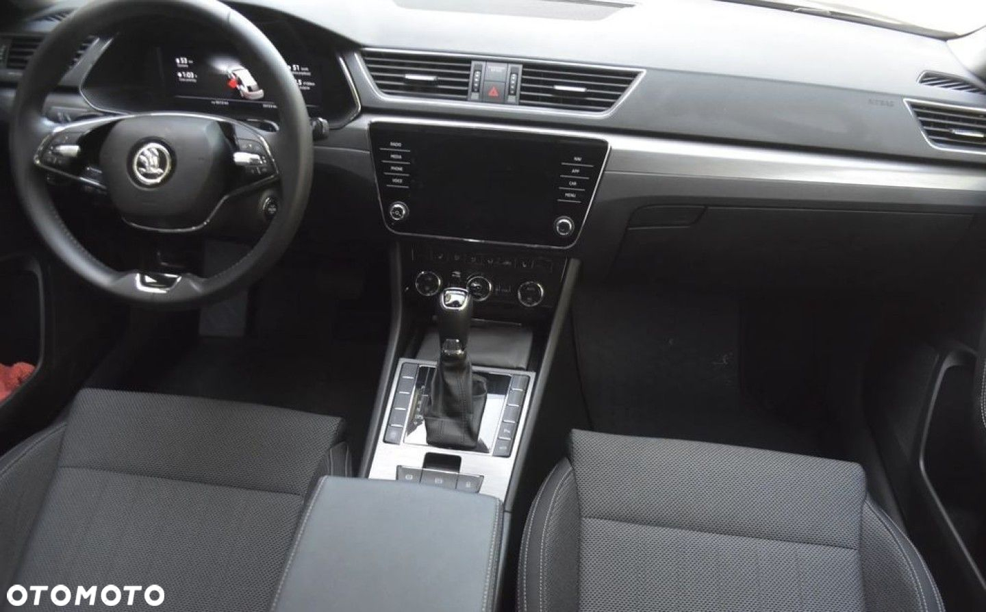 Skoda Superb 2.0 TDI DSG Style - 7