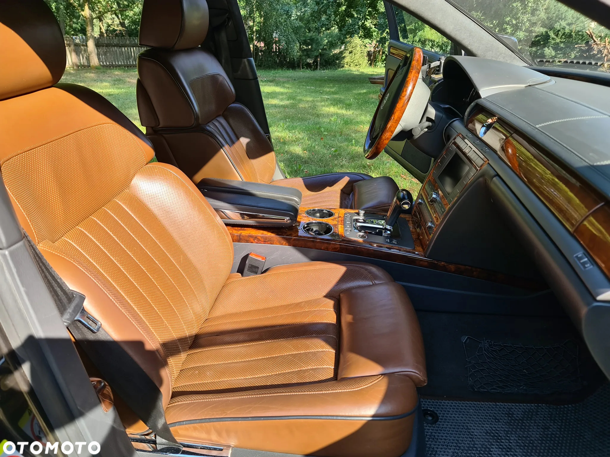 Volkswagen Phaeton 4.2 V8 4Mot L (4 os.) - 12
