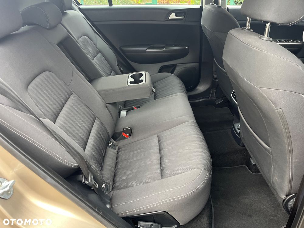 Kia Sportage 1.6 GDI Business Line 2WD - 11