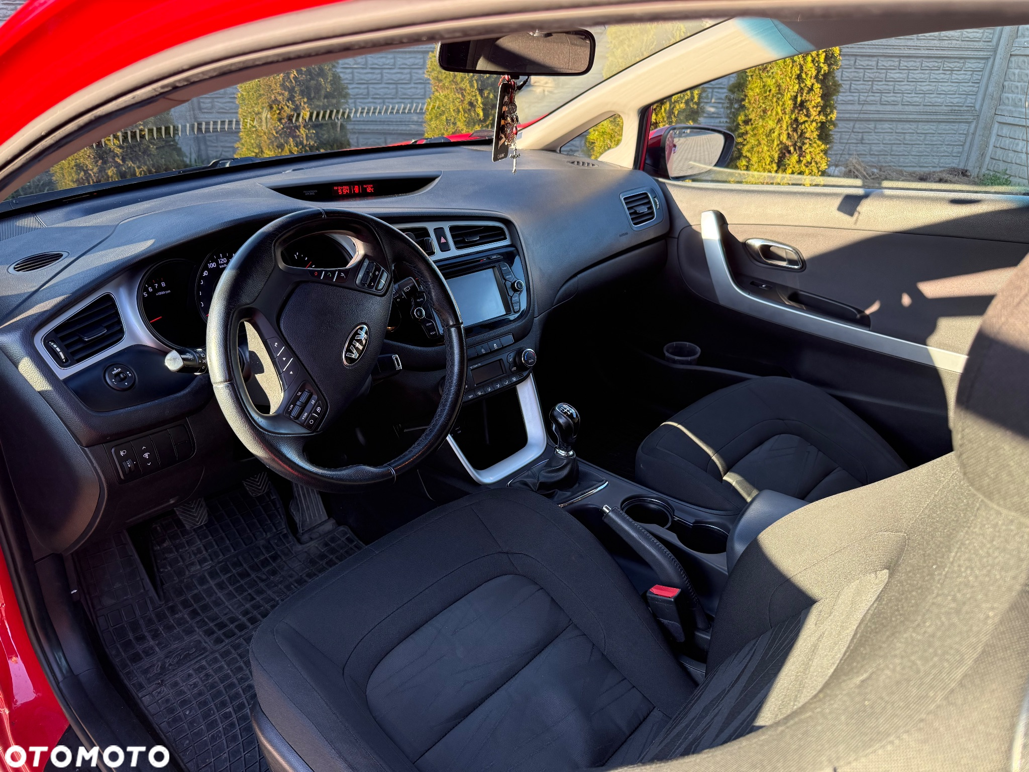 Kia Ceed - 6