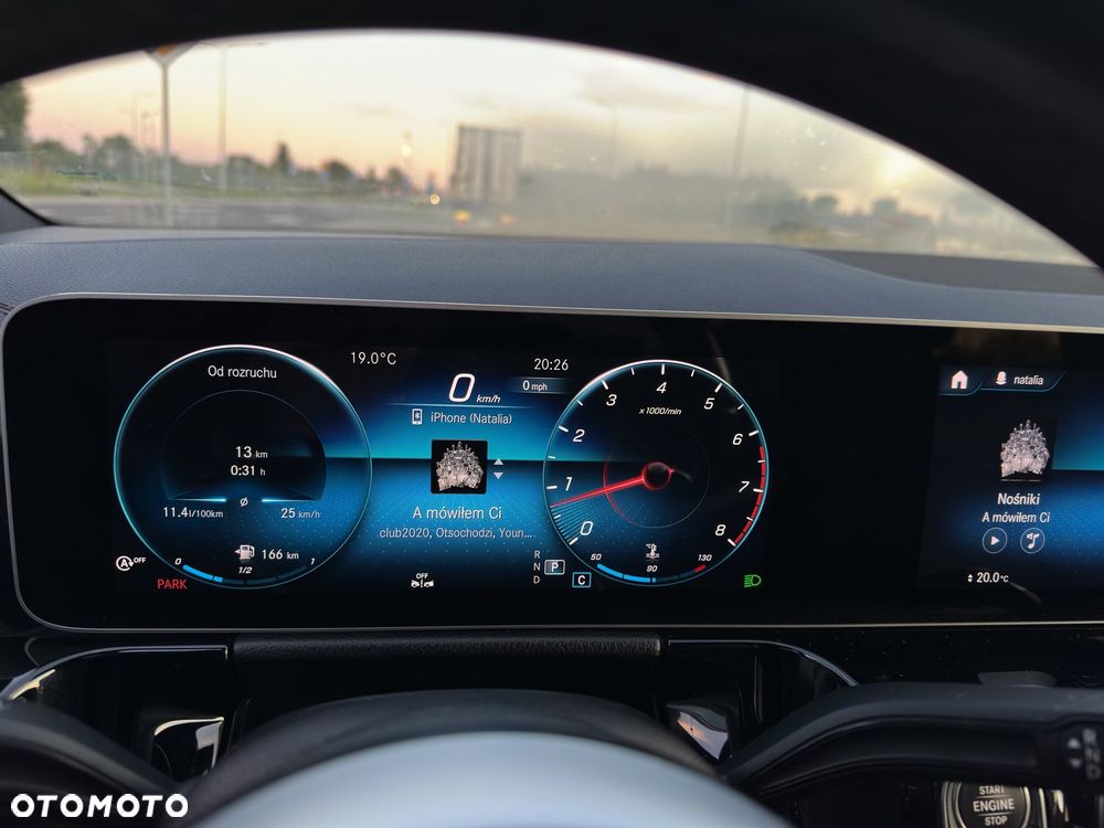 Mercedes-Benz GLA 250 4-Matic AMG Line - 11