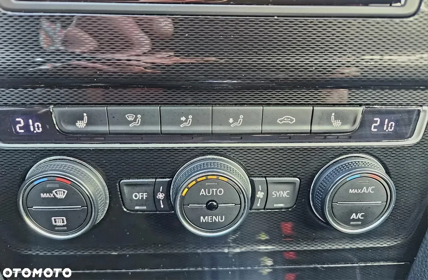 Volkswagen Golf 1.5 eHybrid OPF DSG Style - 26