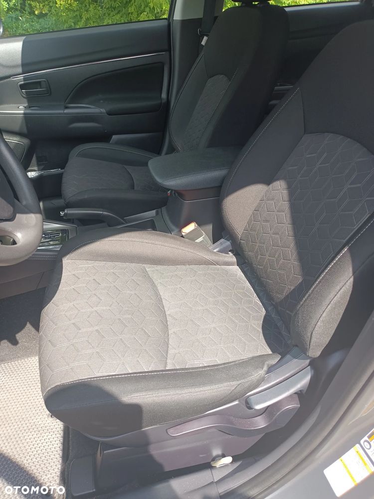 Mitsubishi ASX 2.0 4WD CVT Plus - 11