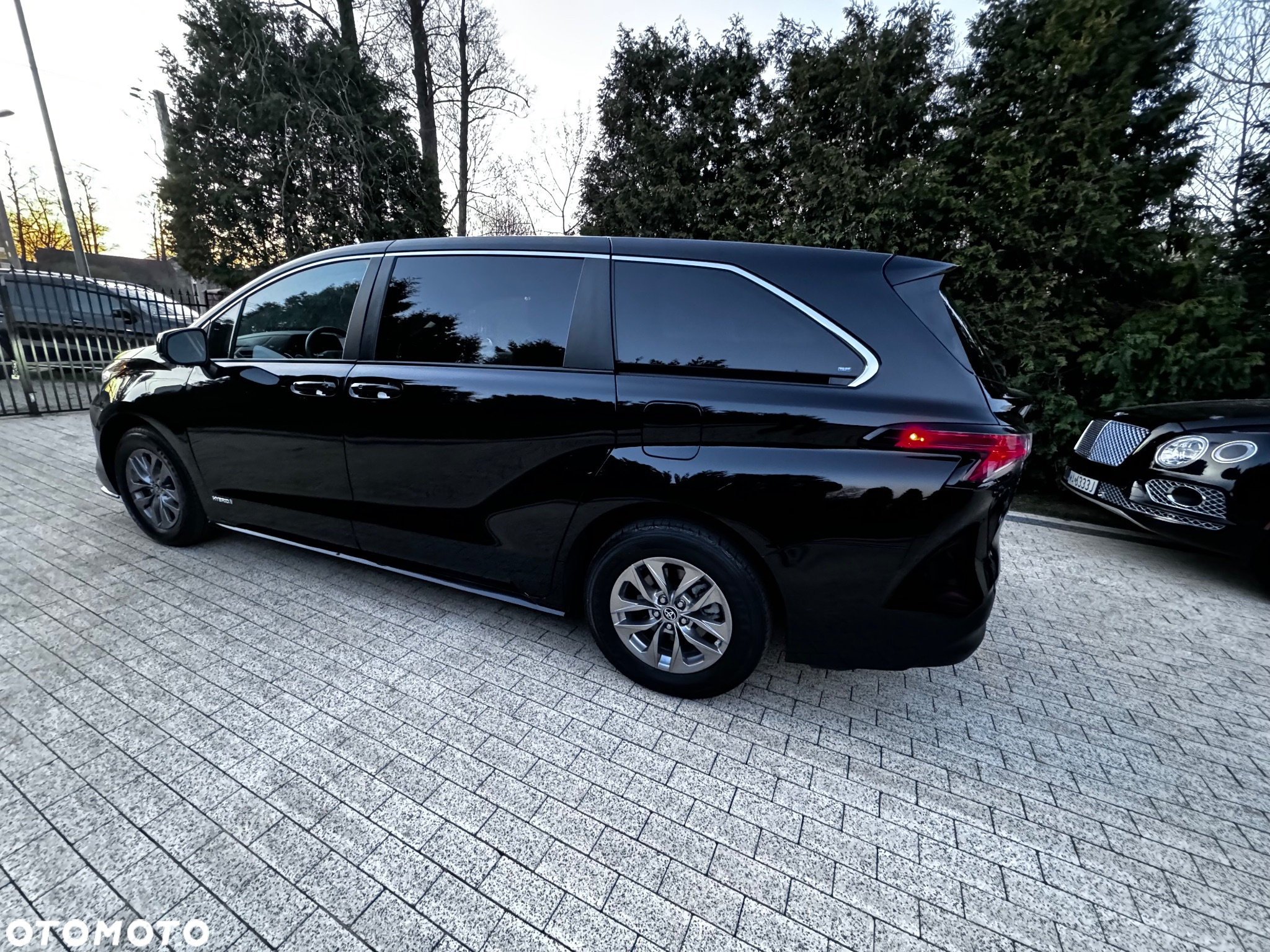 Toyota Sienna - 22